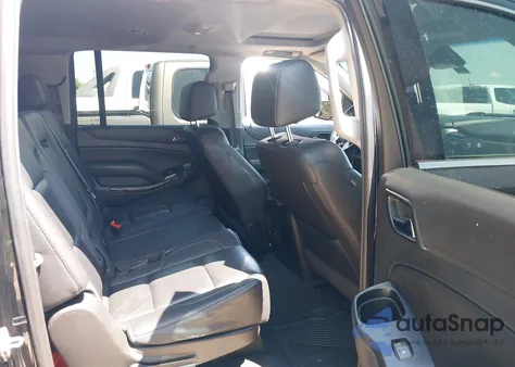 2020 Chevrolet Suburban 4Wd Lt z USA, uszkodzony, nr VIN 1GNSKHKC7LR260833